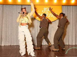 Tinashe / slimred_20 / tinashenow nude photo #1031