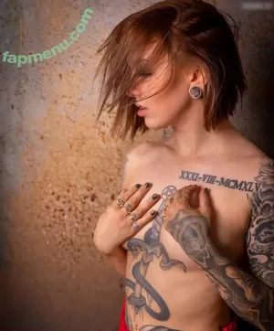  nude photo #0001