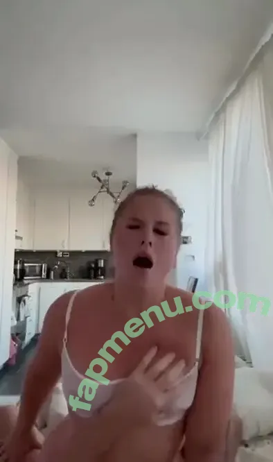 Tindra Imhauser nude photo #0004 (imhauser_ / msimmy)