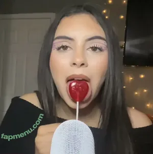Tingly Asmr???? / Tinglyasmr68 / tinglyy_asmr nude photo #0056