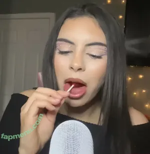 Tingly Asmr???? / Tinglyasmr68 / tinglyy_asmr nude photo #0060