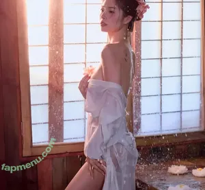 Tingting ASMR / tingting57live nude photo #0012