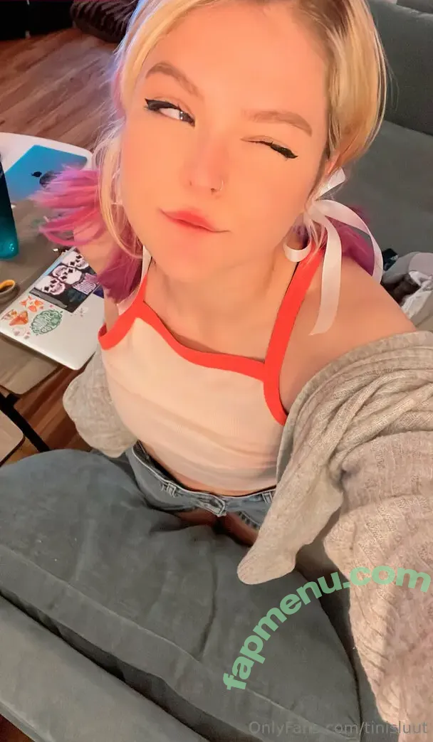 tinisluut nude photo #0001 (tinisluut)