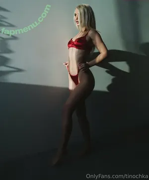  nude photo #0003