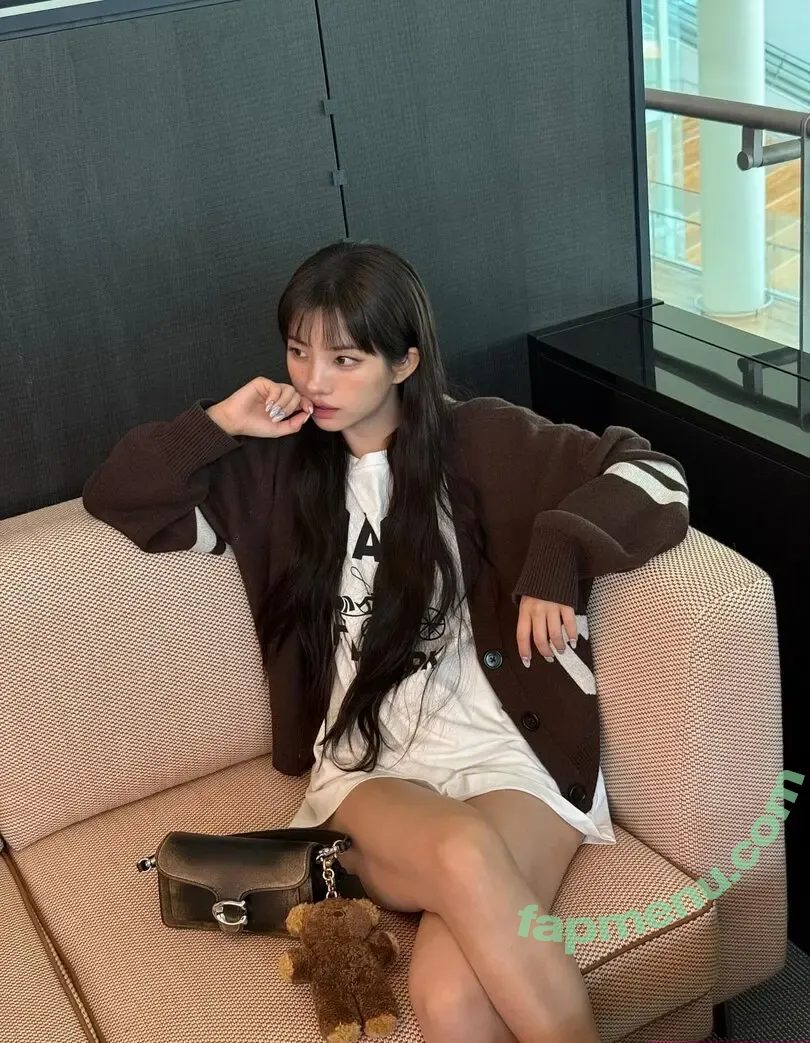 tiny.pretty.j nude photo #0290 (tiny.pretty.j)