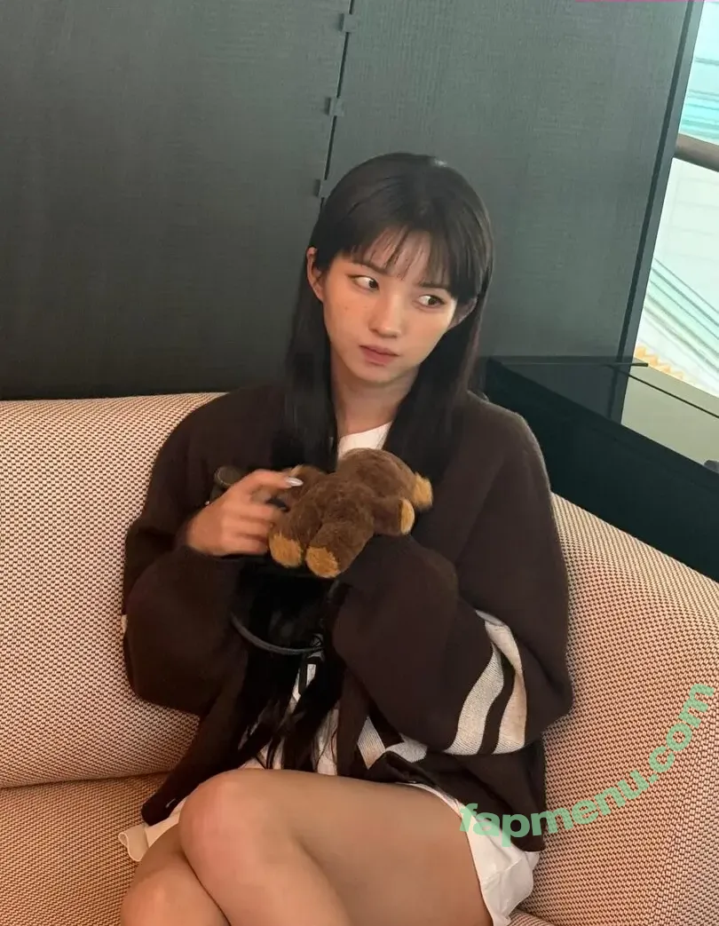 tiny.pretty.j nude photo #0292 (tiny.pretty.j)