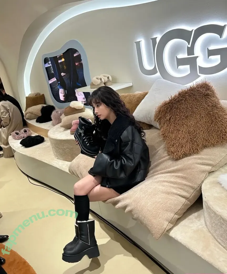 tiny.pretty.j nude photo #0403 (tiny.pretty.j)