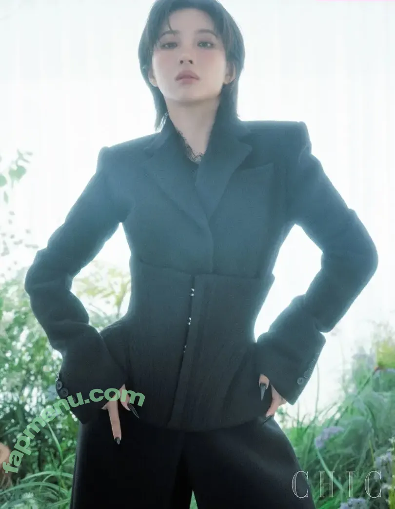 tiny.pretty.j nude photo #0439 (tiny.pretty.j)