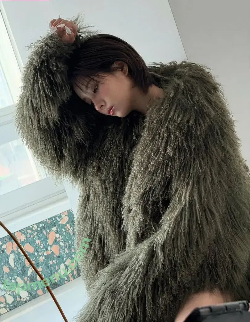 tiny.pretty.j nude photo #0451 (tiny.pretty.j)