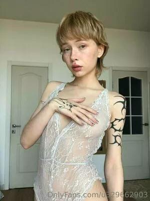 tiny_tyan / siesta_abithotter / tinytvhawaii nude photo #0063