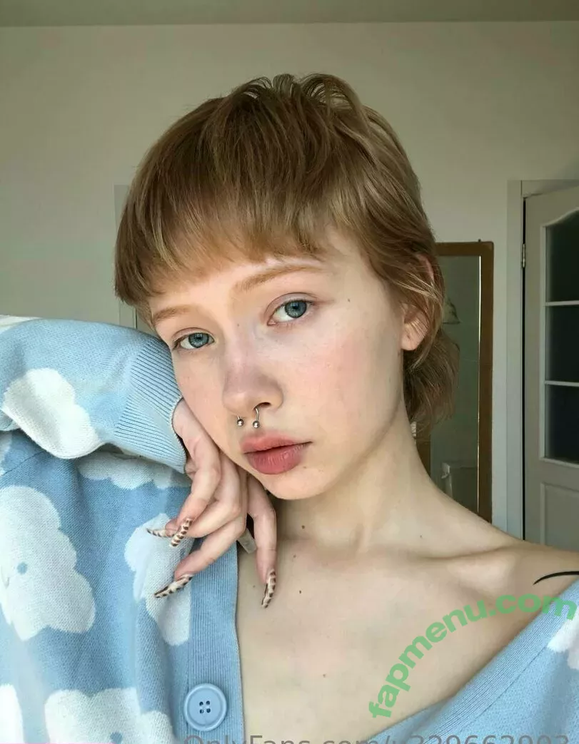 tiny_tyan nude photo #0055 (siesta_abithotter / tinytvhawaii)