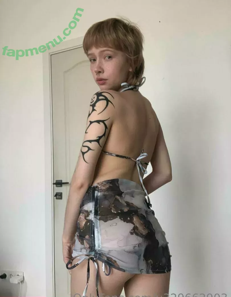tiny_tyan nude photo #0060 (siesta_abithotter / tinytvhawaii)
