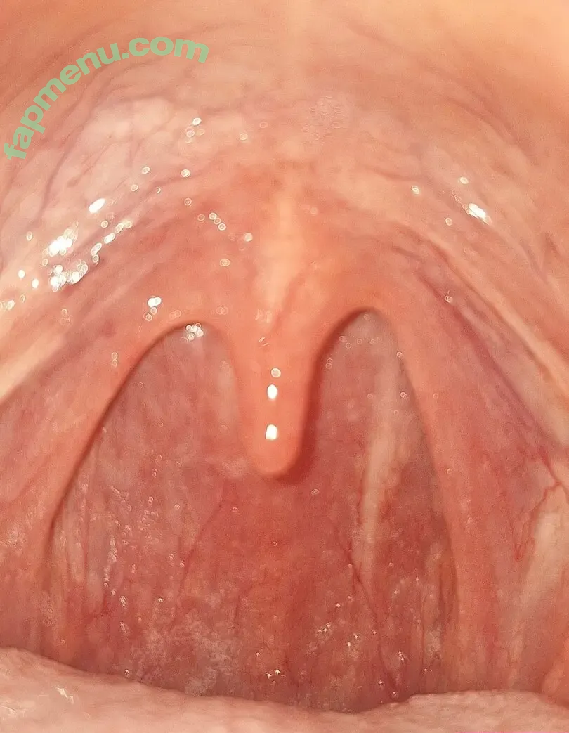tiny_uvula nude photo #0017 (reel)