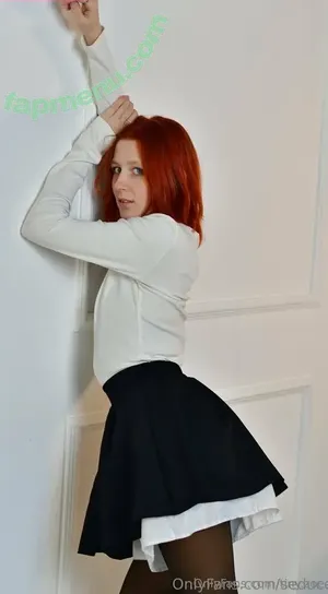 Tiny Zoe / Zoe_riot / tiny.zoe / tinyzoettini nude photo #0034