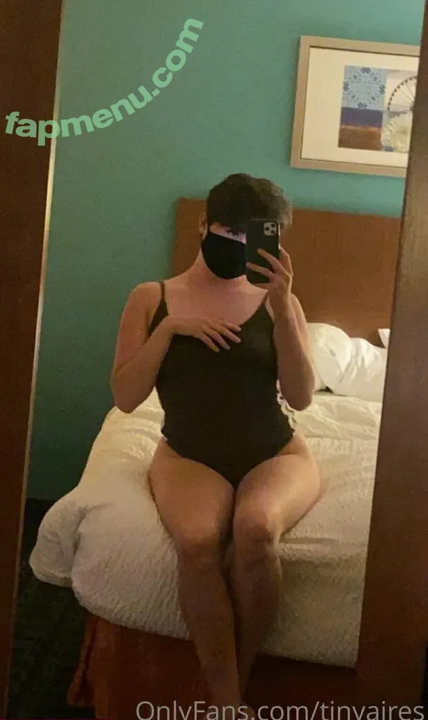 tinyaires nude photo #0004 (majorgirl)
