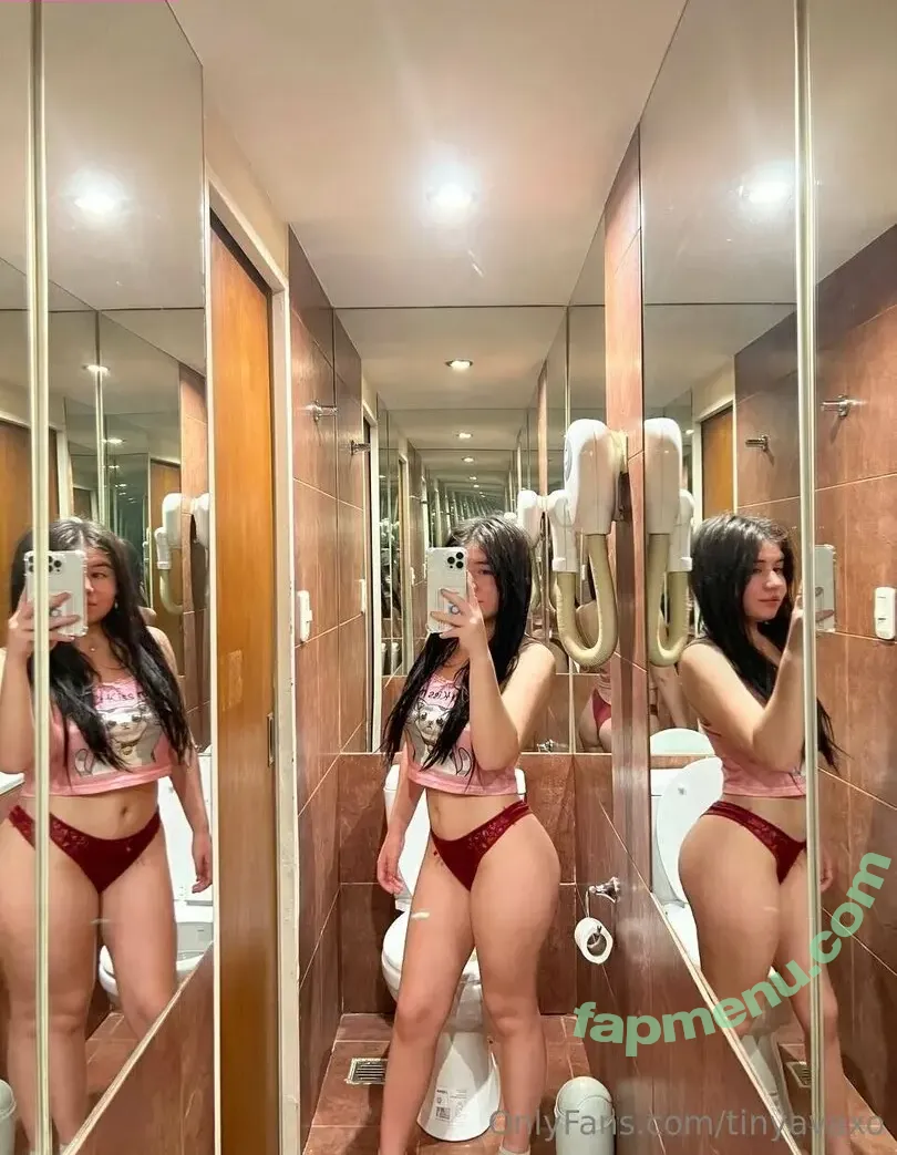 tinyavaxo nude photo #0005 (reel)