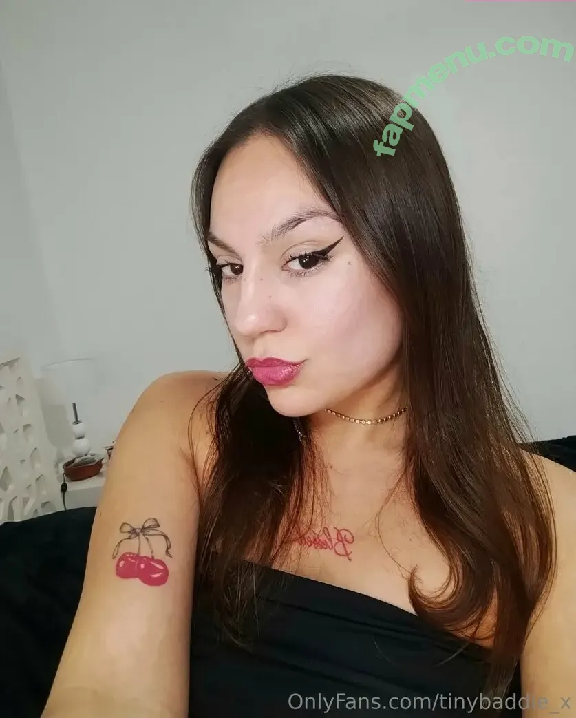 tinybaddie_x nude photo #0006 (tinybaddie_x)