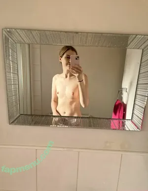 tinybo0bs / reel / tinybo0bsxxx nude photo #0023