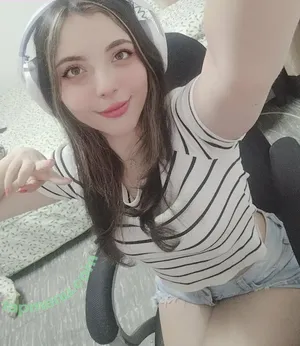 TinyCherry / atinycherry nude photo #0002