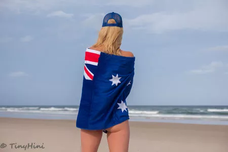Tinyhini / tinyhiniofficial nude photo #0626