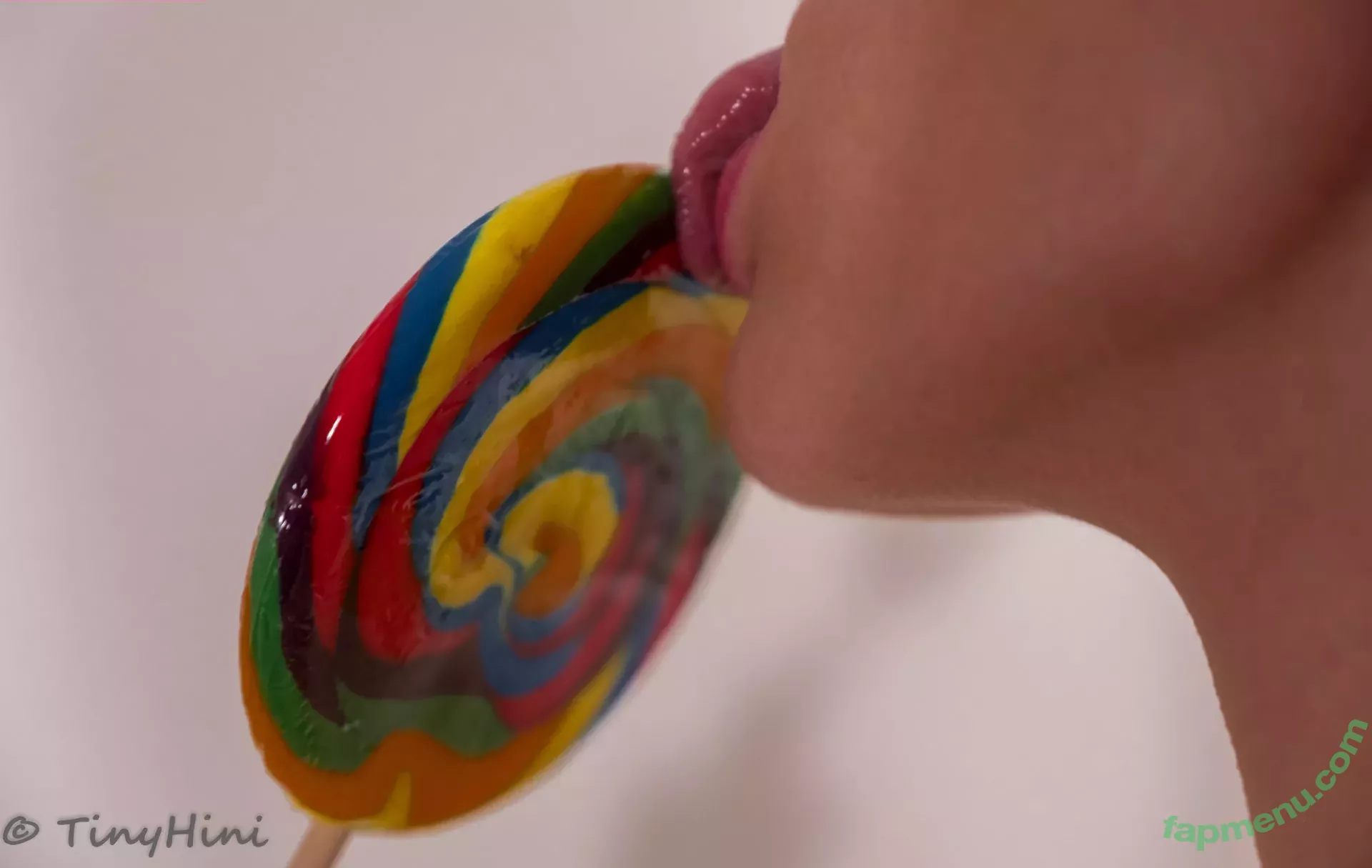 Tinyhini nude photo #1766 (Sam / tinyhiniofficial)