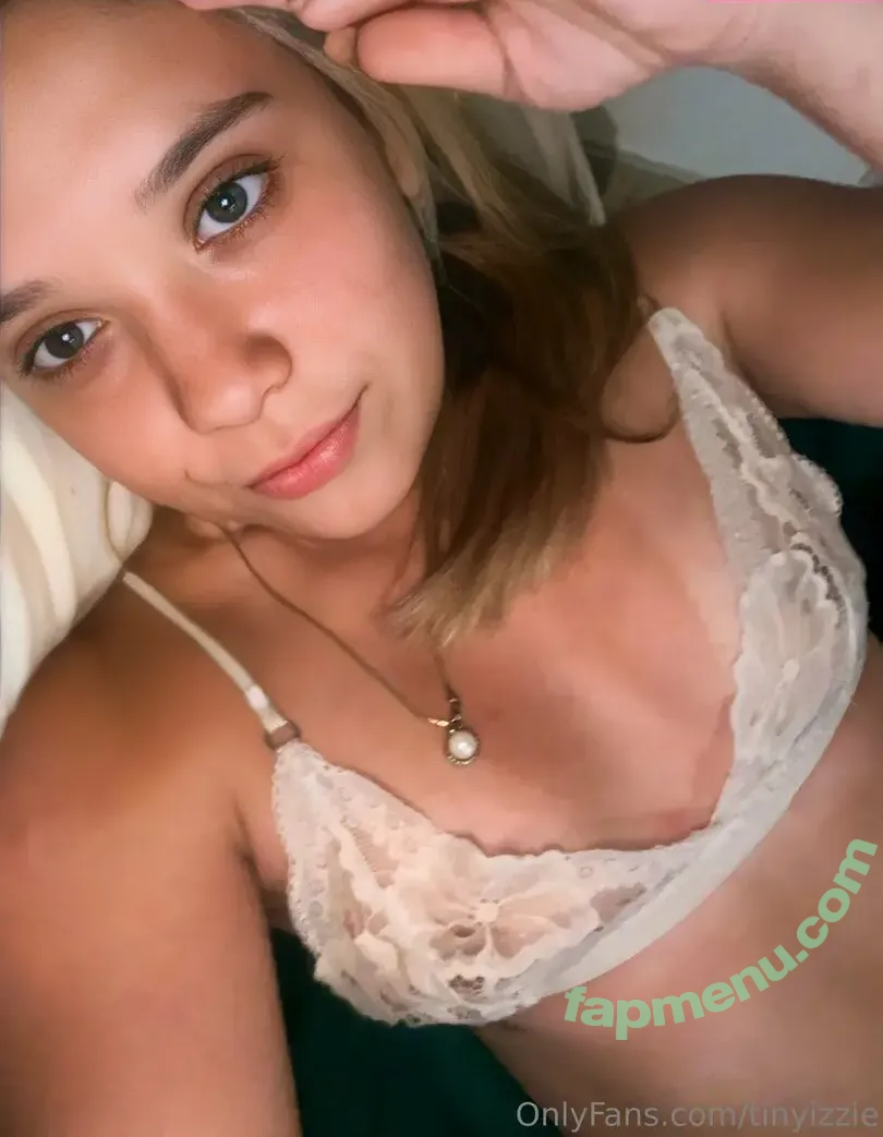 tinyizzie nude photo #0013 (tinyizzie)