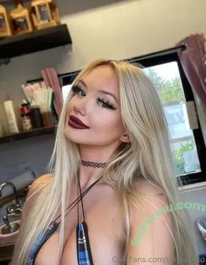 tinylucyxo nude photo #0104