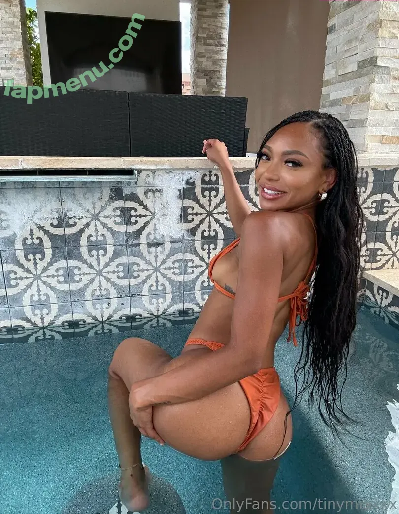tinymiaxxx nude photo #0045 (mia_mia_x3)