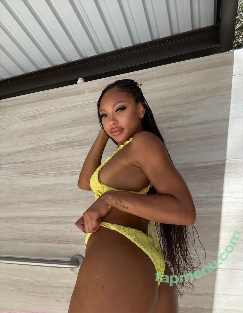 tinymiaxxx nude photo #0065 (mia_mia_x3)