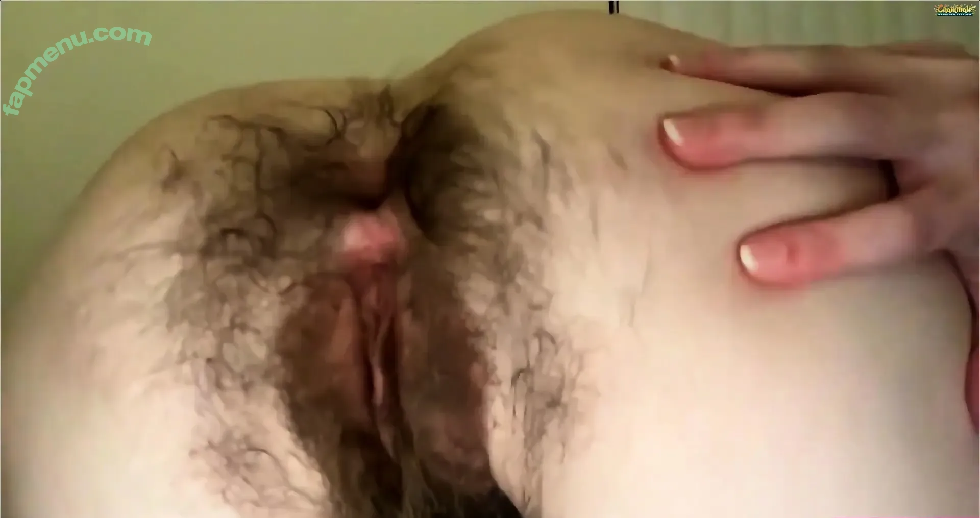 tinytittytia nude photo #0015 (skittlepop22 / tittikitti)