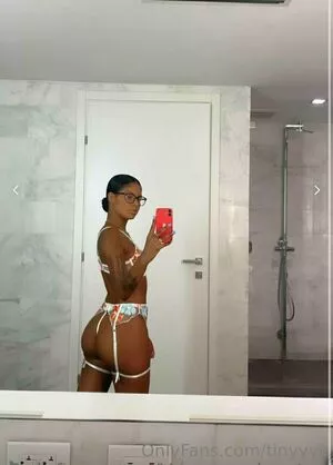 tinyyyk / kaylakipp / peachlingg nude photo #0540