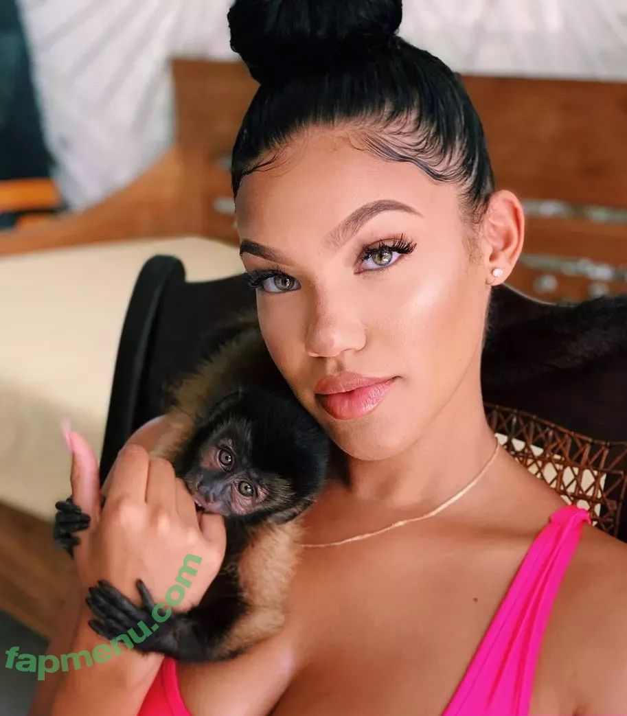 Tiona Fernan nude photo #0023 (xttiona / xttionaffernan)