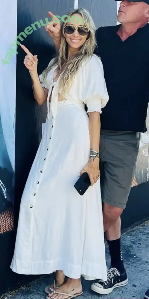 Tish Cyrus nude photo #0004 (tishcyruspurcell)