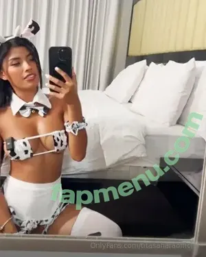 titasaharaofficial / itstitasahara nude photo #0015