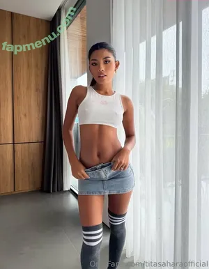 titasaharaofficial / itstitasahara nude photo #0018