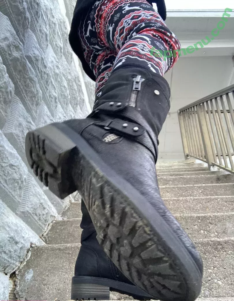 titillatingtease nude photo #0018 (titillatingtease)