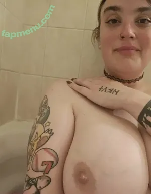tits_tatts_and_tolkien / tatts_and_tolkien nude photo #0033