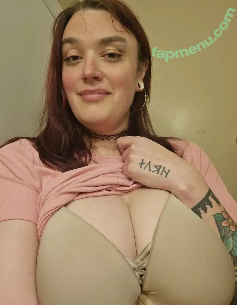 tits_tatts_and_tolkien nude photo #0037 (tatts_and_tolkien)