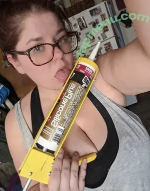 Titsmcgee / tits.n.shit / titsmcgeekc nude photo #0010