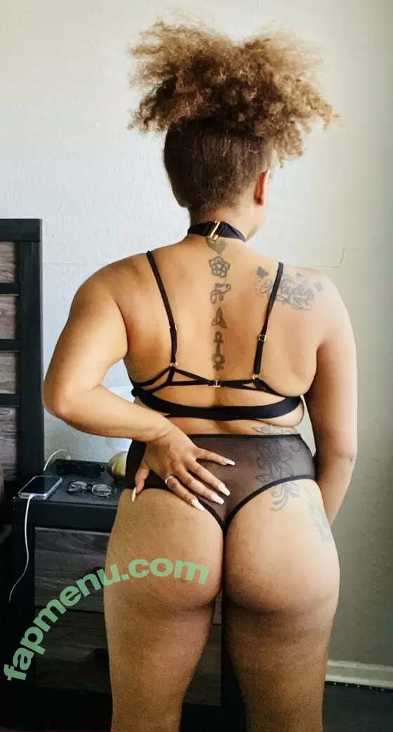 tittiesnlipstck nude photo #0009 (tittiesnlipstck)