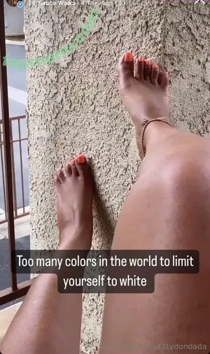  nude photo #0002