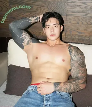 tituslow22 / titusslow nude photo #0001