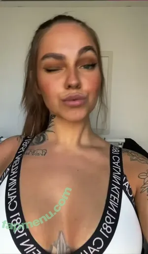 Tizeax / khaleesiwhite nude photo #0191