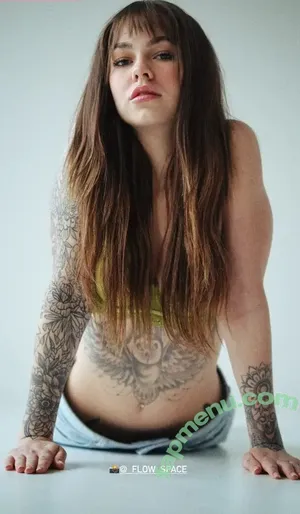 Tizeax / khaleesiwhite nude photo #0262