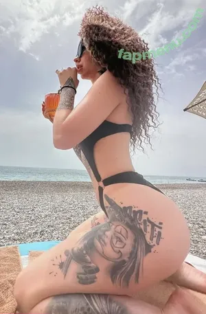 Tizeax / khaleesiwhite nude photo #0383