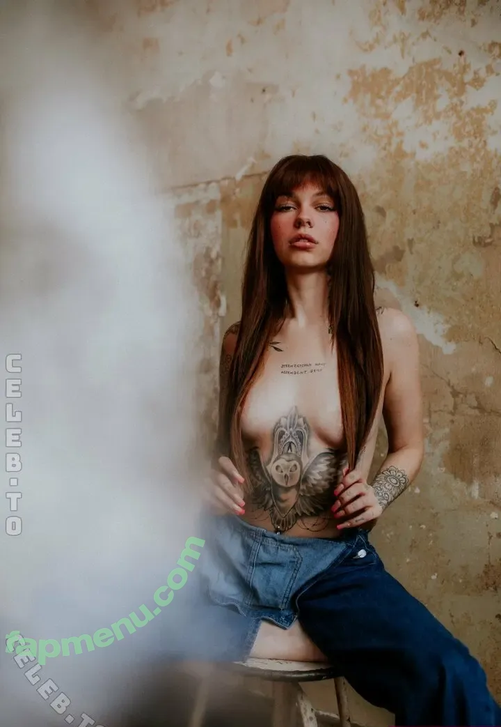 Tizeax nude photo #0469 (khaleesiwhite / tizeax1)