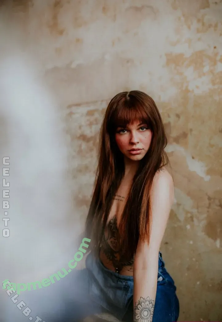 Tizeax nude photo #0472 (khaleesiwhite / tizeax1)