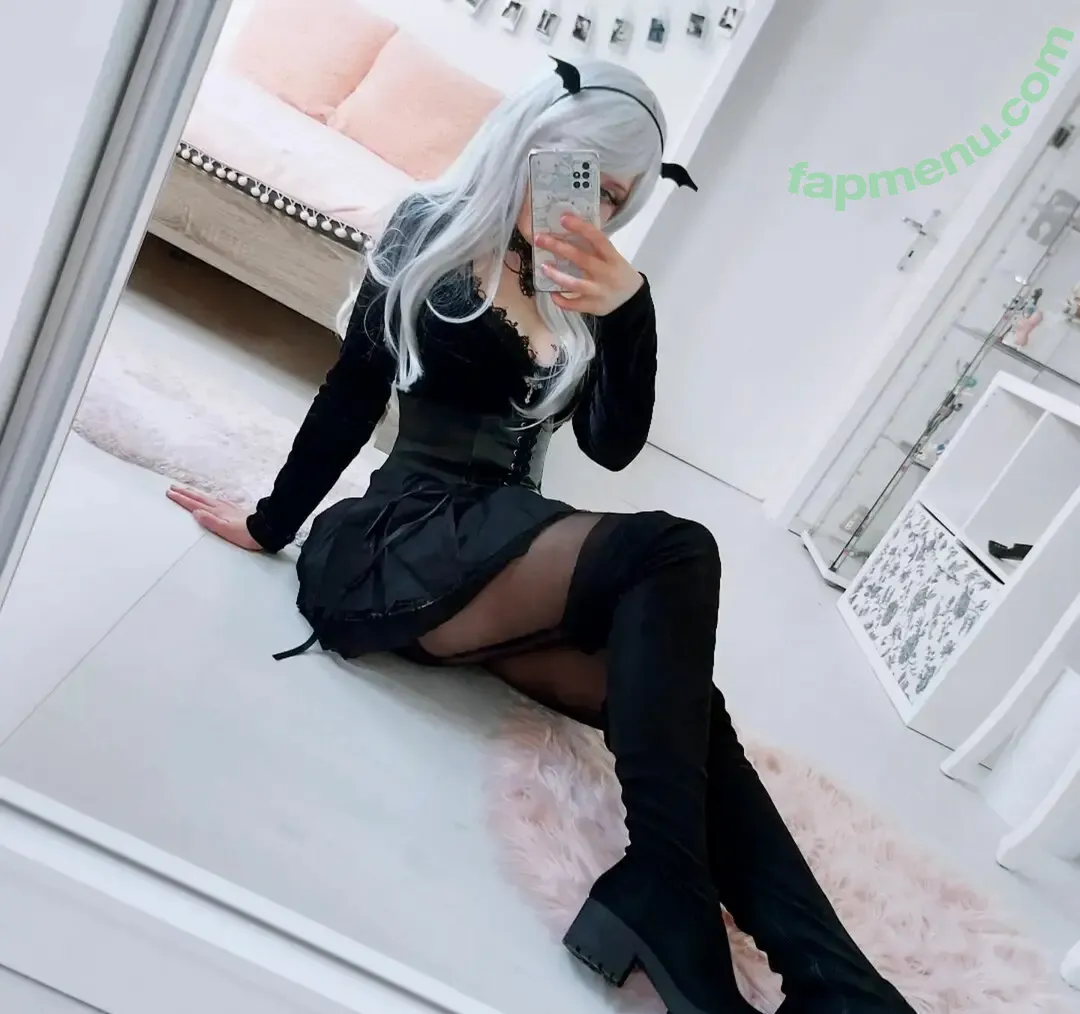 Tiziana Neko nude photo #0004 (AsmrNeko / TizianaNeko / tizi.nu)