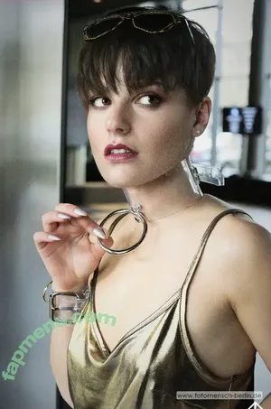 Tiziana Terranova / terratizia nude photo #0015