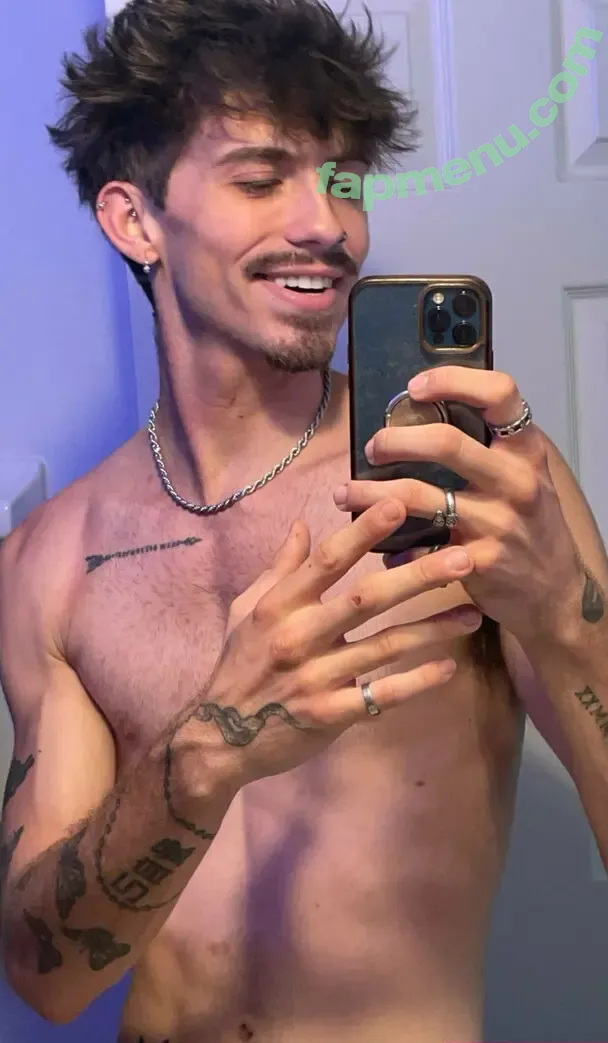tlointhevlone nude photo #0030 (tlointhevlone)